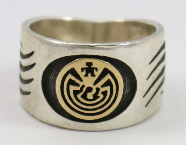 インディアン　ジュエリー　バングル　Man in the Maze HOPI Man in the Maze – Garland's
