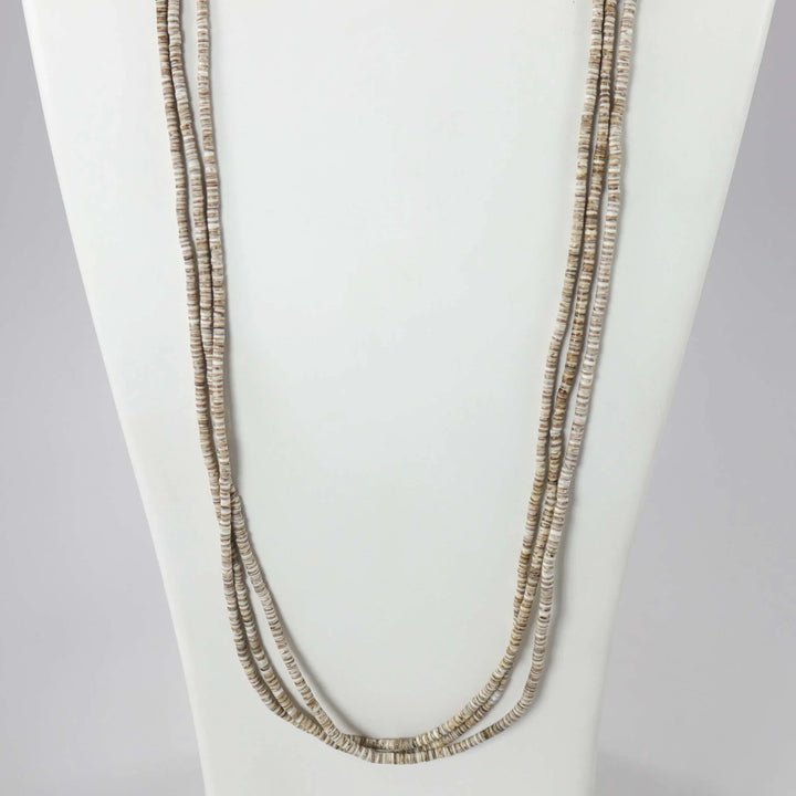 1960s Olive Shell Necklace by Vintage Collection - Garland's