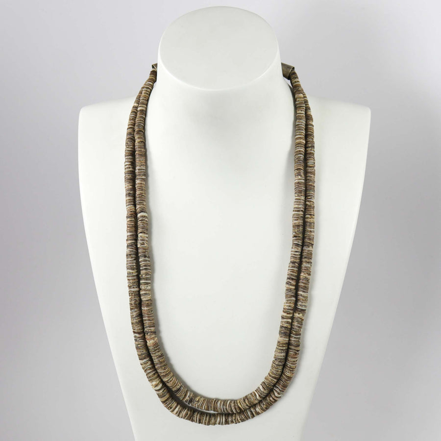 1970s Olive Shell Necklace by Vintage Collection - Garland's