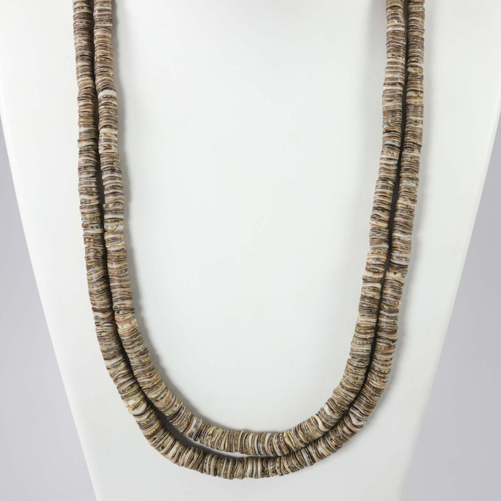 1970s Olive Shell Necklace by Vintage Collection - Garland's
