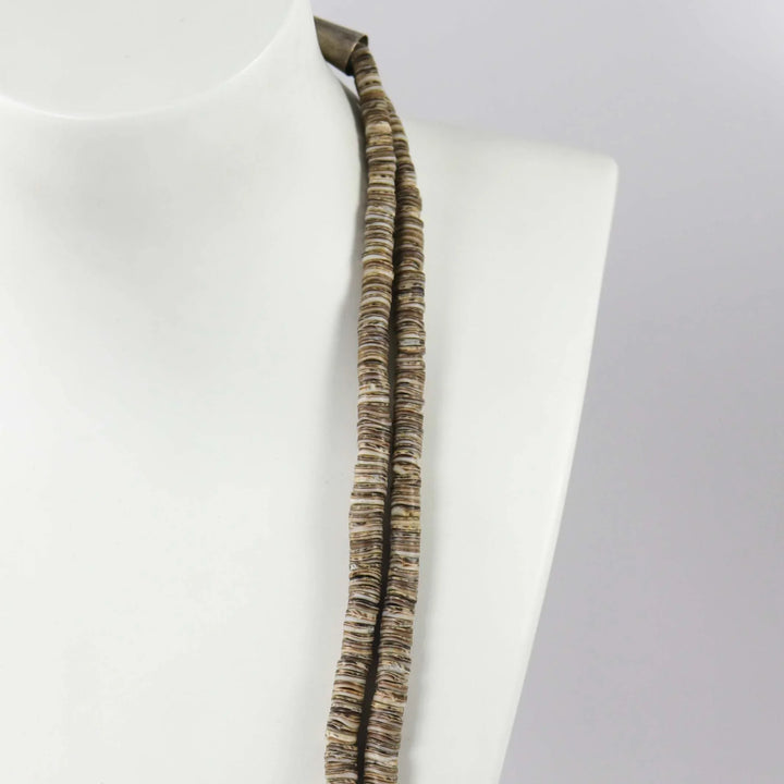 1970s Olive Shell Necklace by Vintage Collection - Garland's