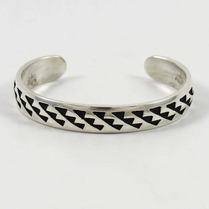 Trickling Water Cuff