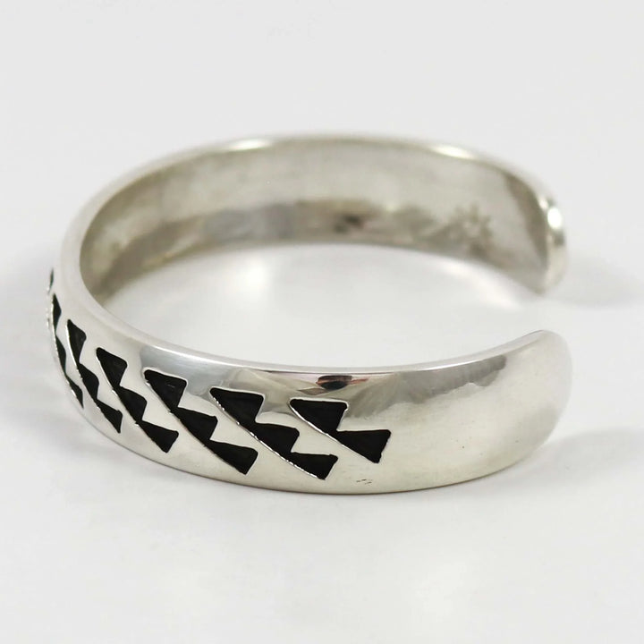 Trickling Water Cuff