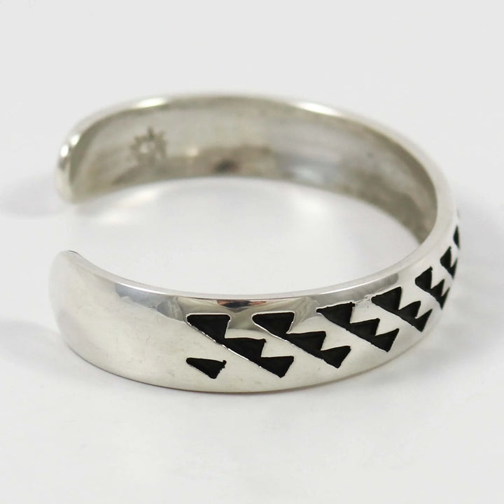 Trickling Water Cuff