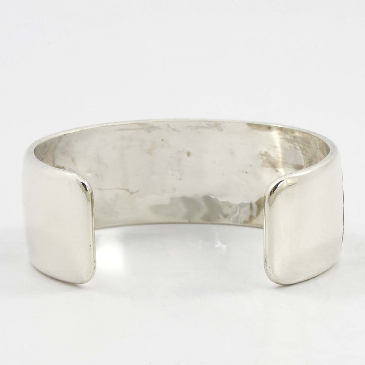 Trickling Water Cuff