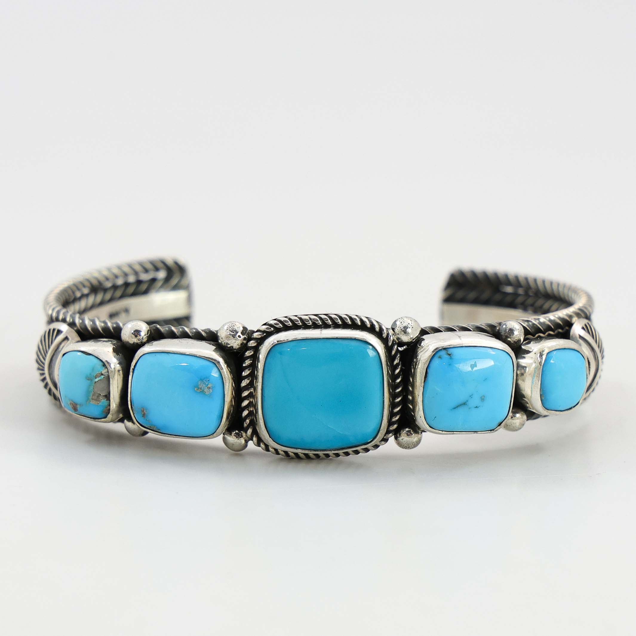 ナバホ族 NAVAJO ・Jake アルバート・ジェイク バングル Navajo/ナバホ族 Albert Jake/アルバートジェイク作 ターコイズリング
