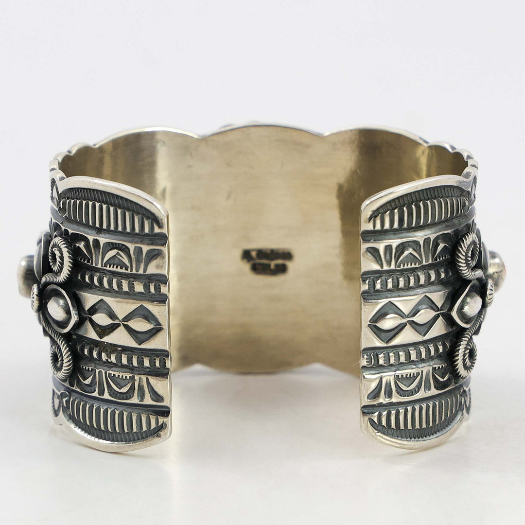 Spiny Oyster Cuff