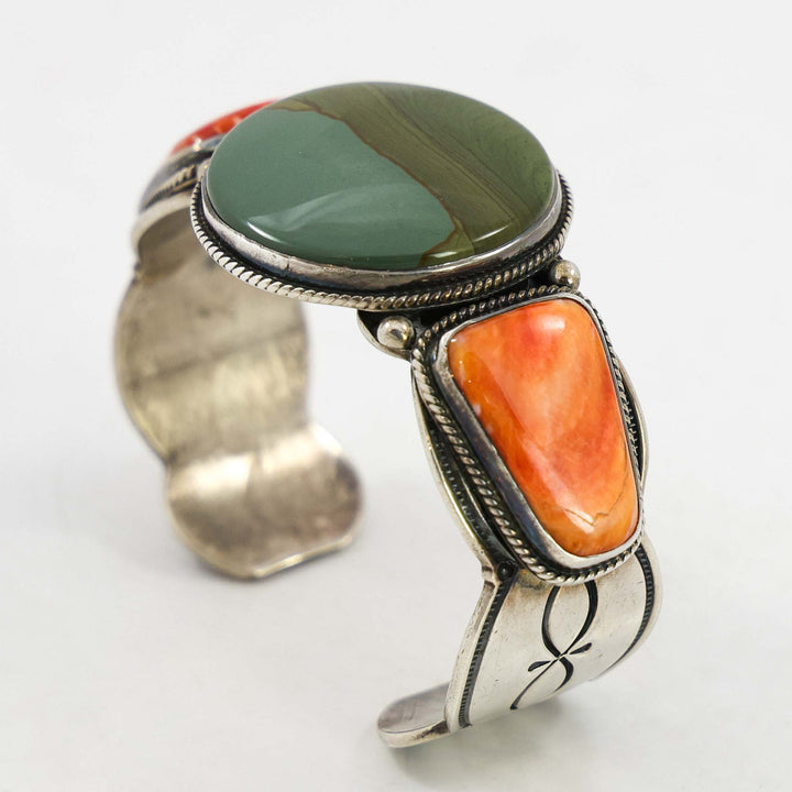 Agate and Spiny Oyster Shell Cuff