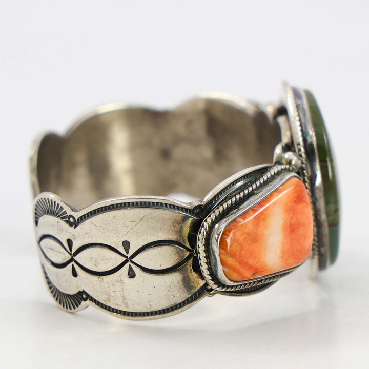 Agate and Spiny Oyster Shell Cuff