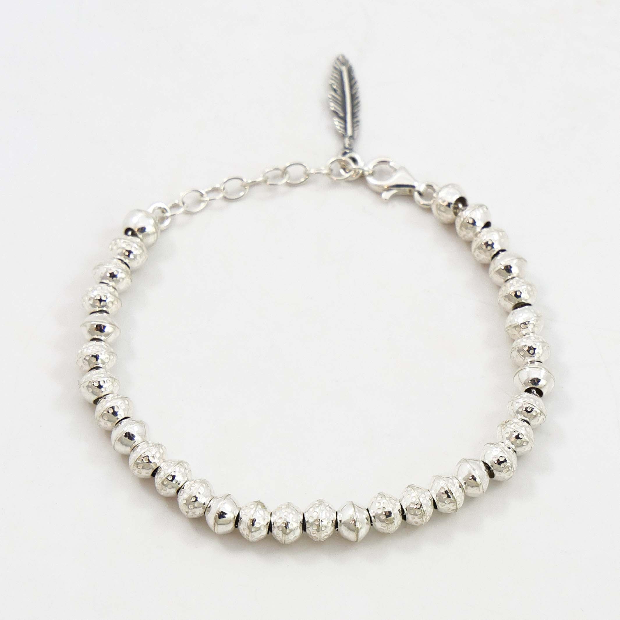 アクセサリー wayward SILVER925 NAVAJO PEARL BRACELET NEW ARRIVAL- SILVER925 NAVAJO PEARL BRACELET F TYPE 一つ一つ手作業