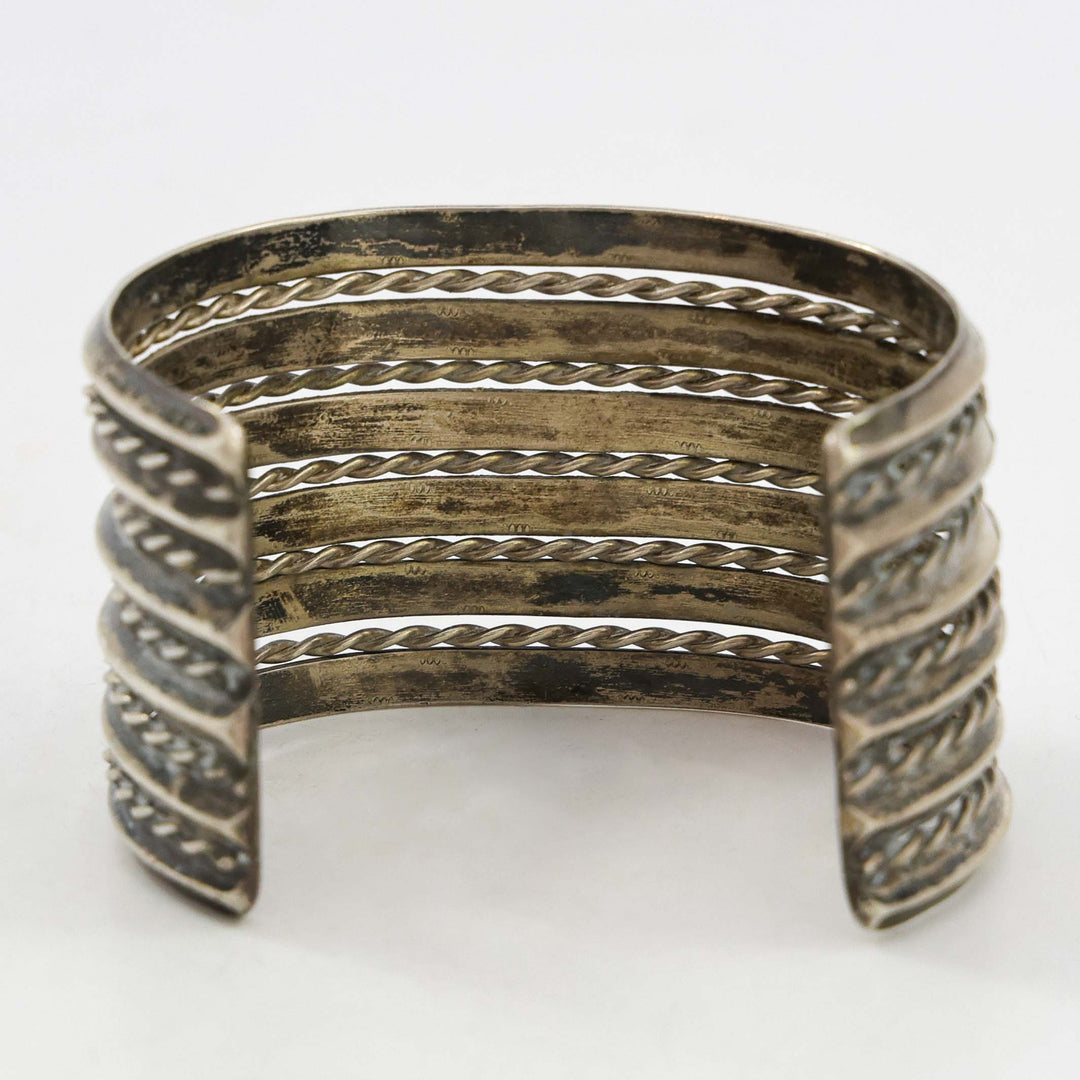 1970s Twisted Wire Cuff