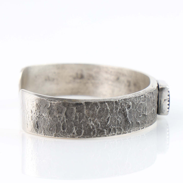 Navajo Tufa Cast Onyx Cuff