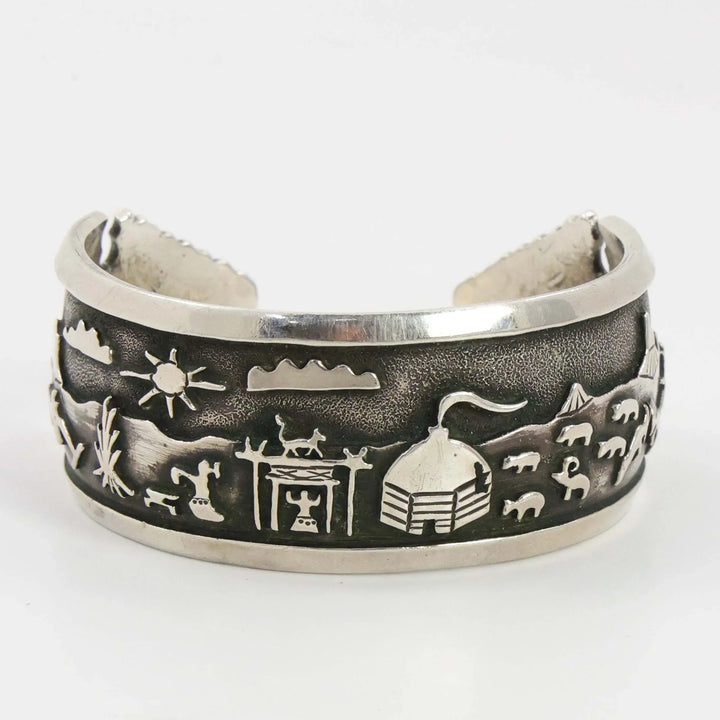1980s Navajo Storyteller Cuff