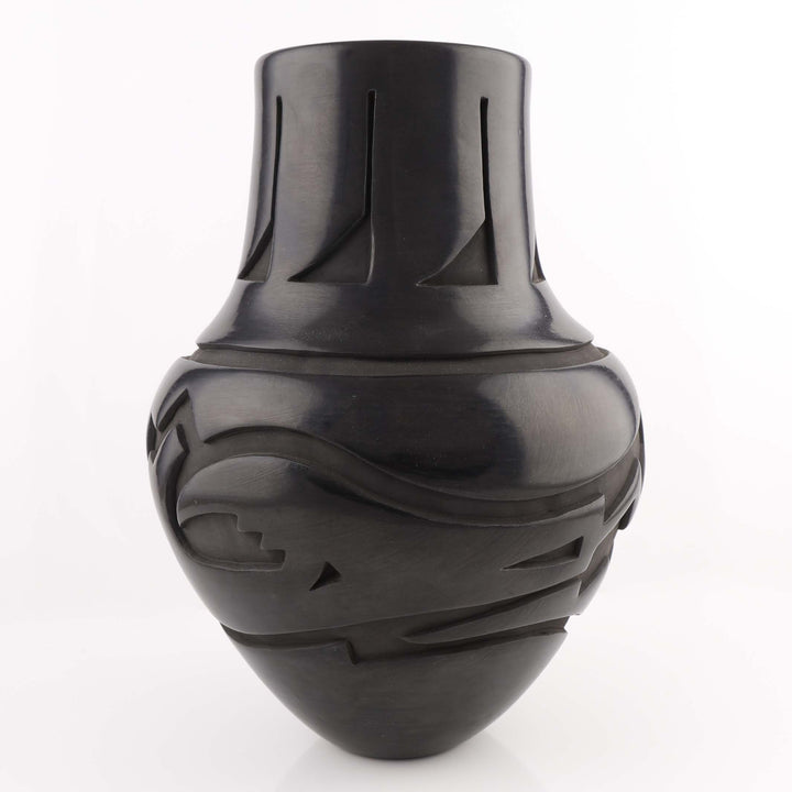Santa Clara Avanyu Olla