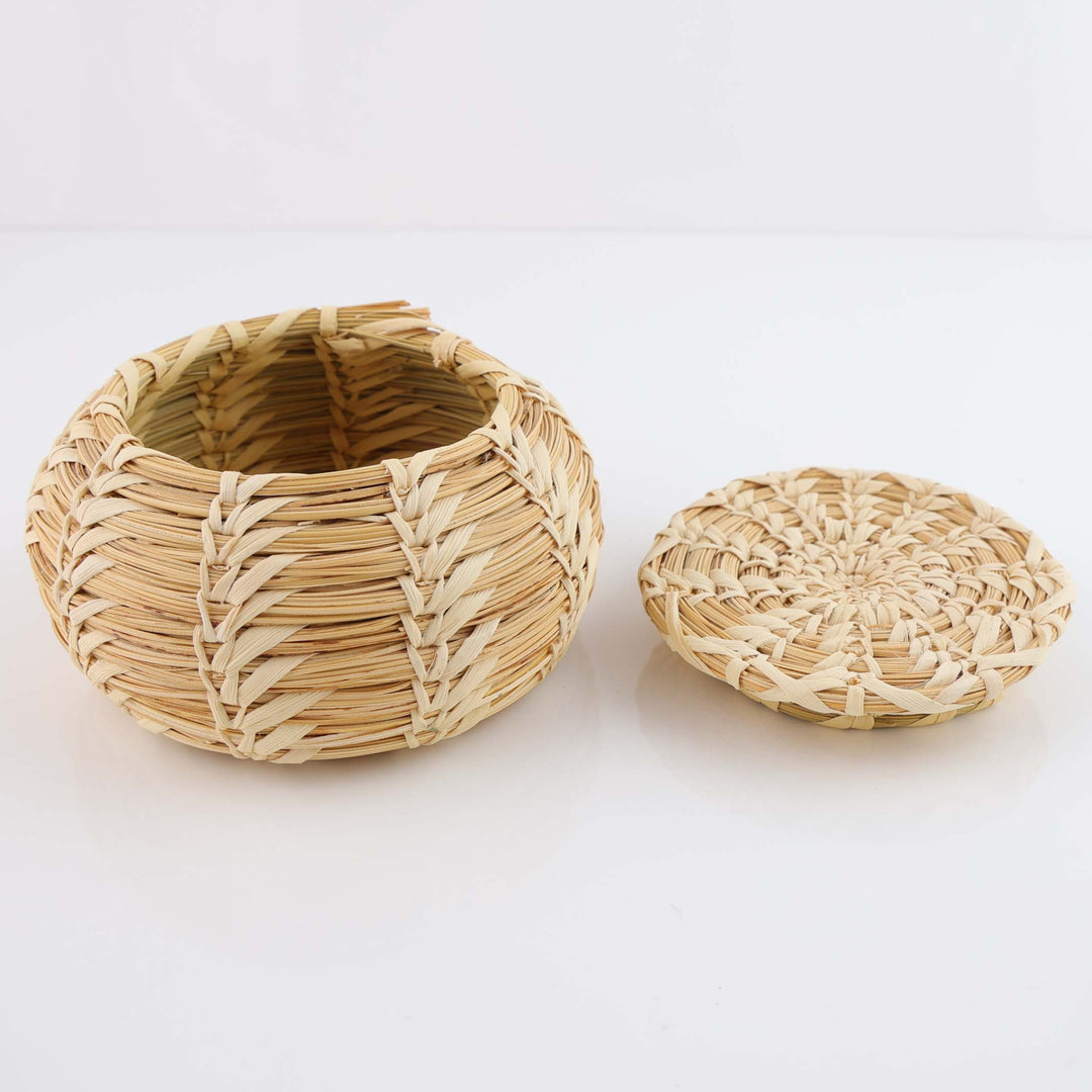 1970s Lidded Tohono O’Odham Basket