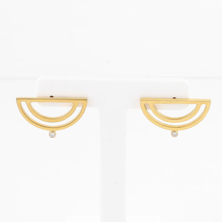 ゴールド ストラータ ハーフムーン イヤリング