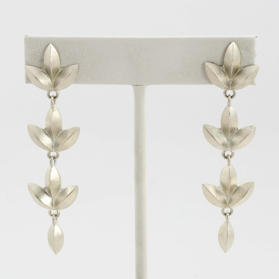 Sweet Pea Link Earrings