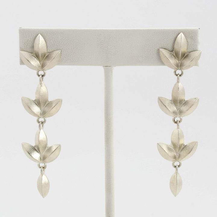 Sweet Pea Link Earrings