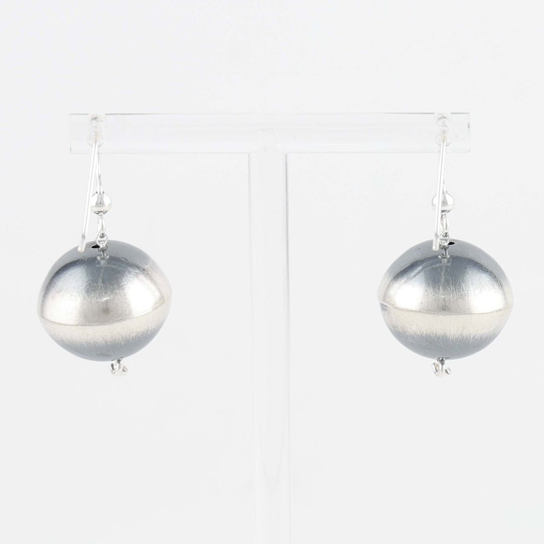 Navajo Pearl Earrings