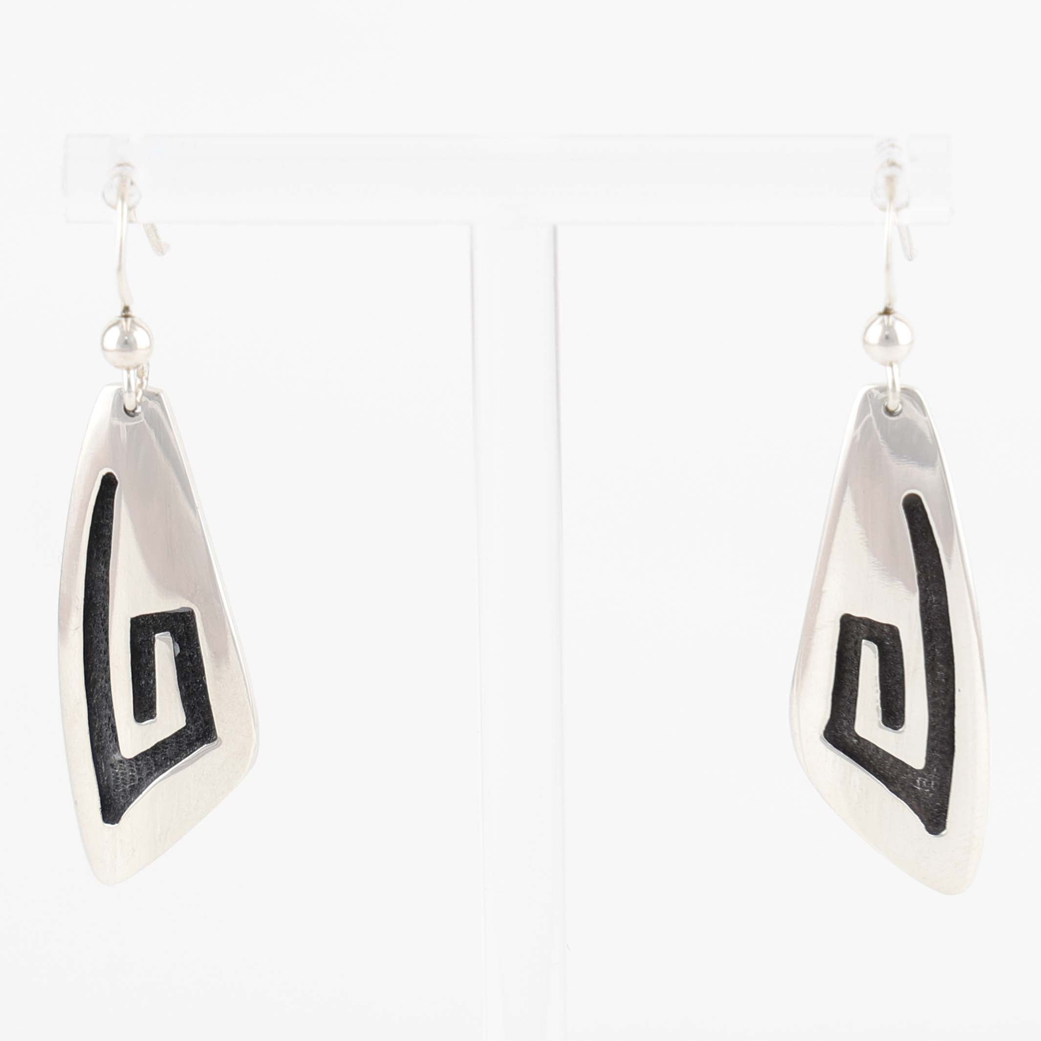 STARRING SILVER Hopi Jewelry