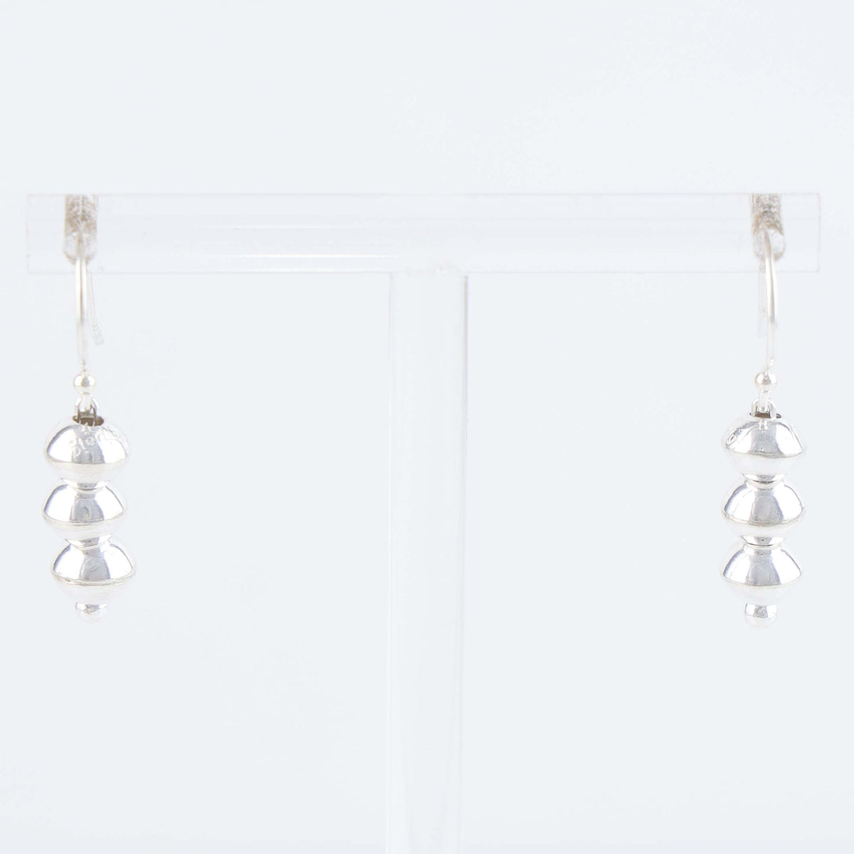 Navajo Pearl Earrings by Victoria Haley-Anderson