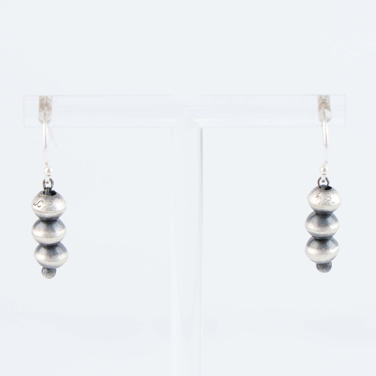 Navajo Pearl Earrings by Victoria Haley-Anderson