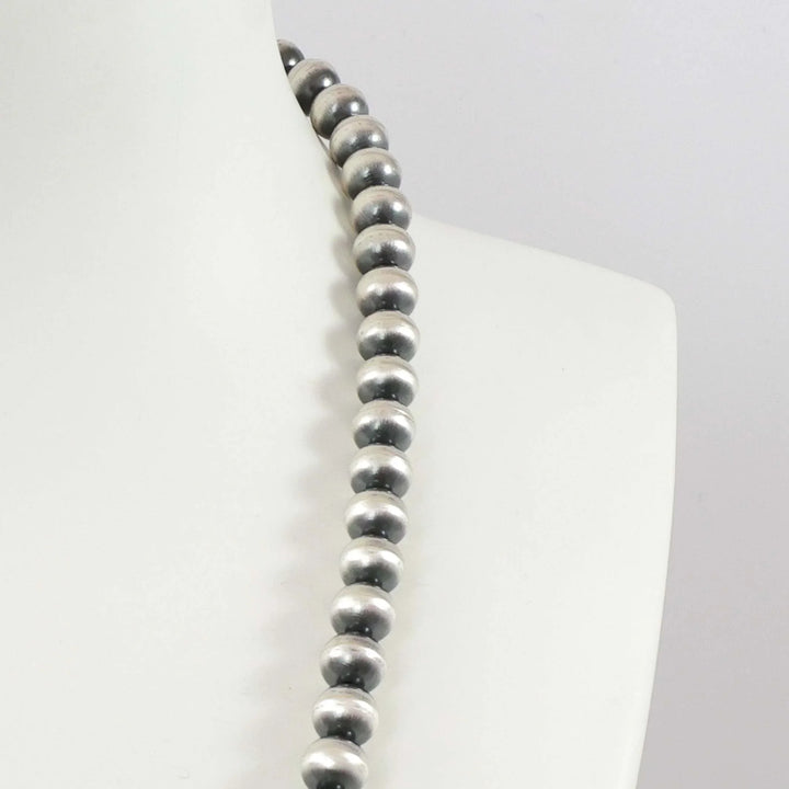 Navajo Pearl Necklace