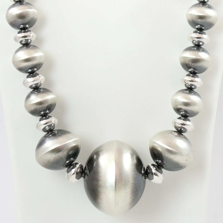 Navajo Pearl Necklace