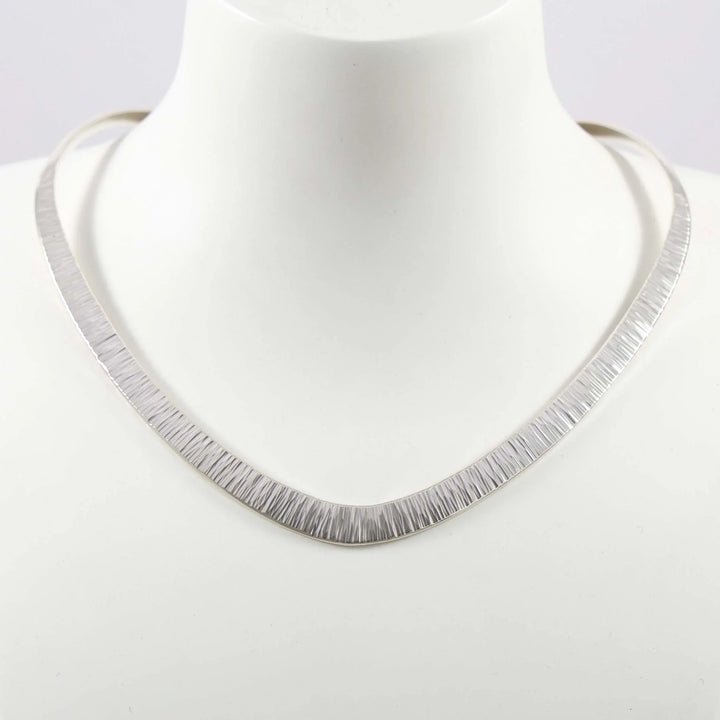 Hammered Collar Necklace