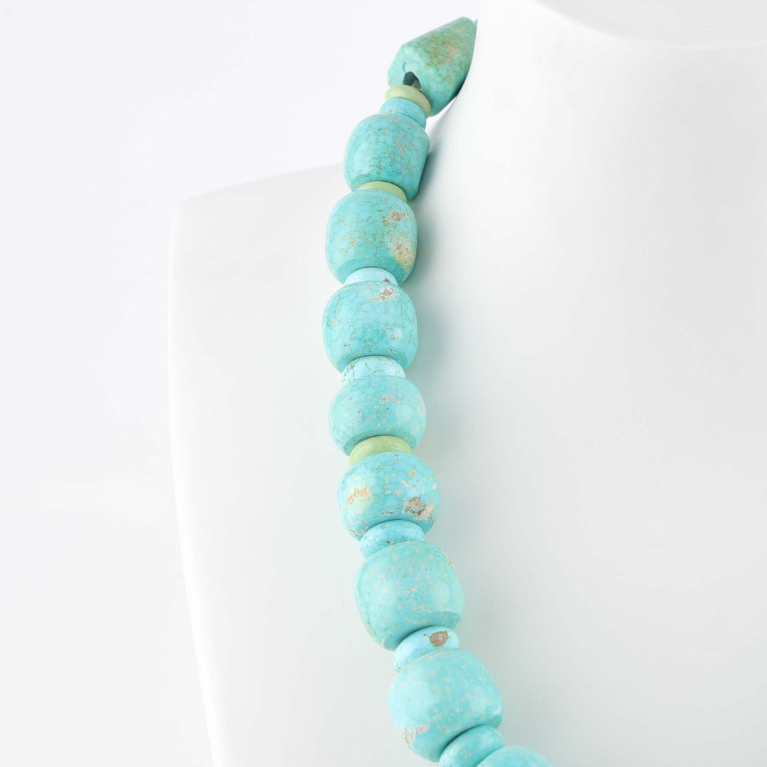 Turquoise and Gaspeite Necklace