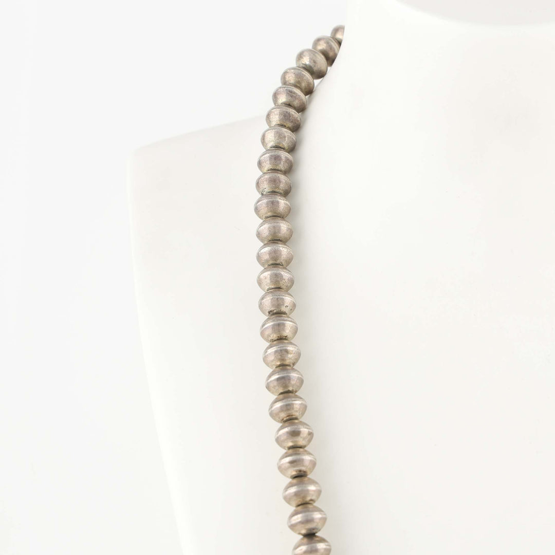 1970s Navajo Pearl Necklace