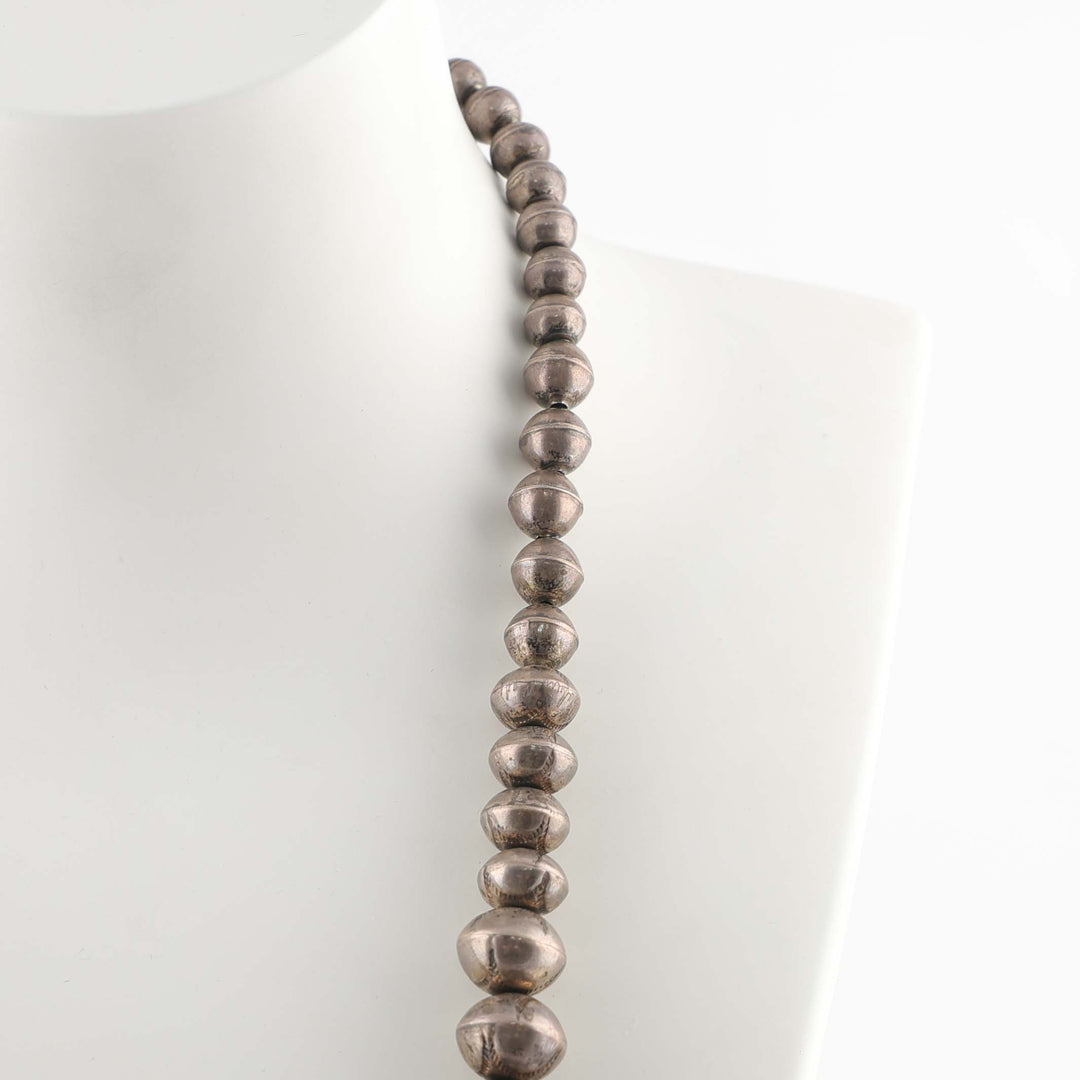 1970s Navajo Pearl Necklace