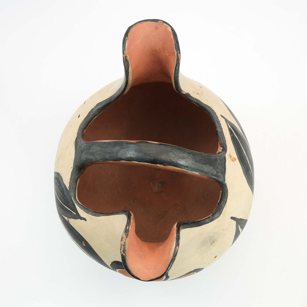 1930s Santo Domingo Pot