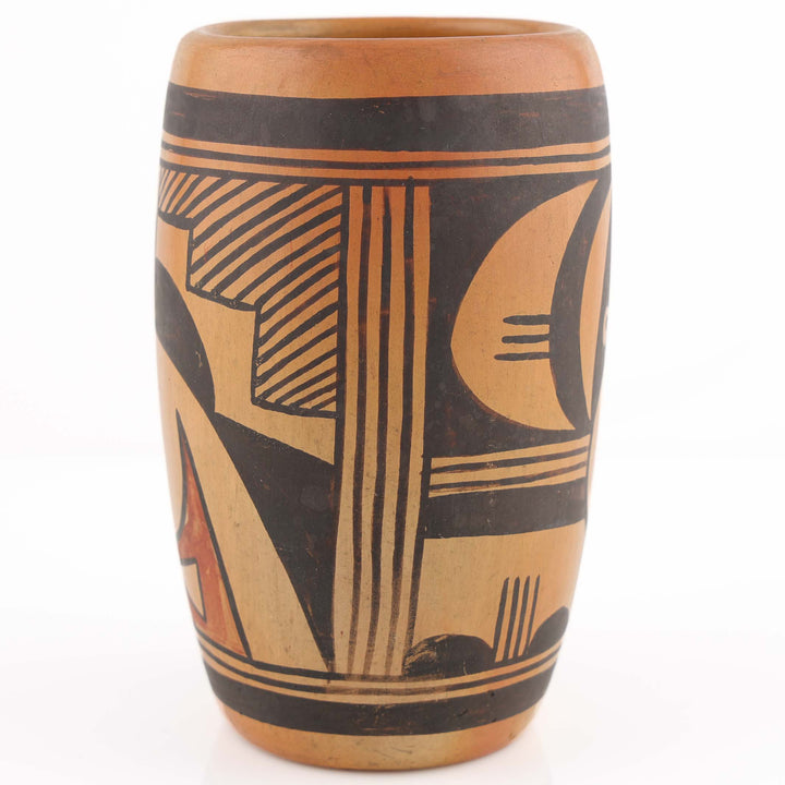 1940s Eagle Tail Pot