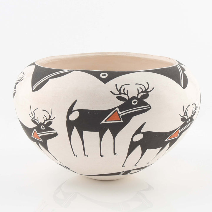 1970s Acoma Deer Pot