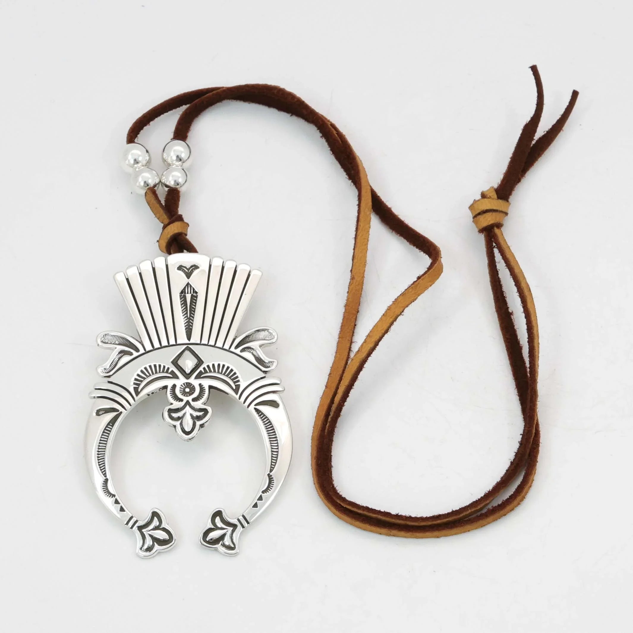 mimiジェニファーカーティス　ペンダントトップ mimi様専用ジェニファーカーティス ペンダントトップ - メルカリ