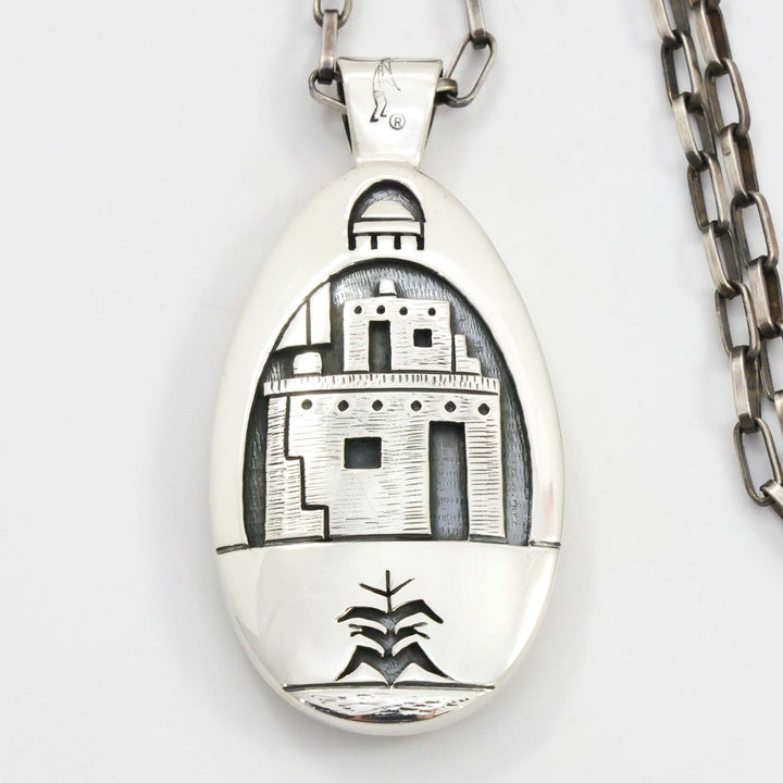 Reversible Pendant on Chain