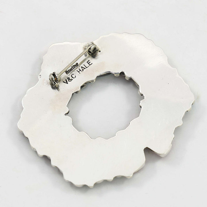 Christmas Wreath Pin