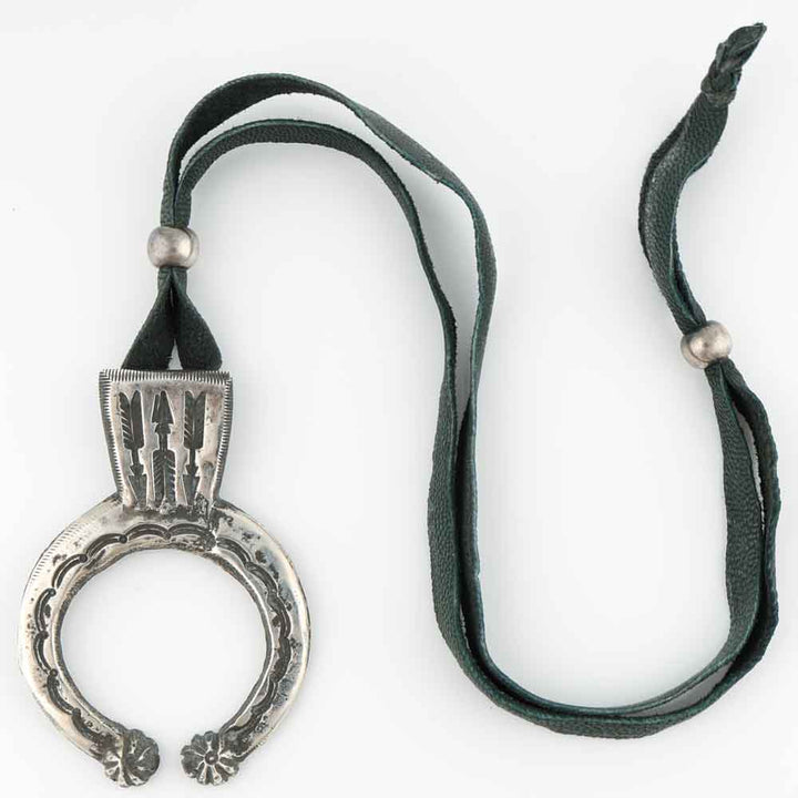 Naja Pendant