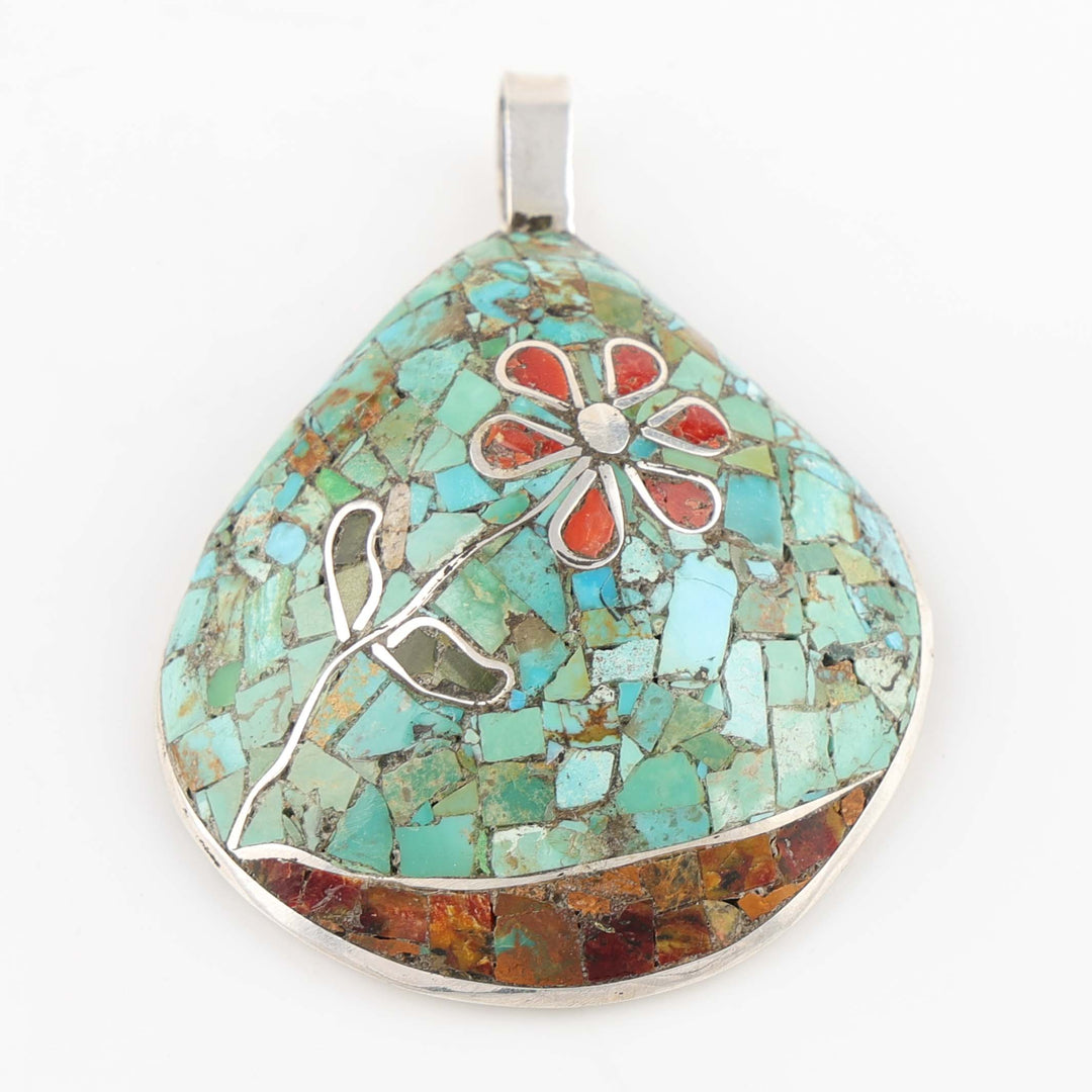 Flower Shell Pendant