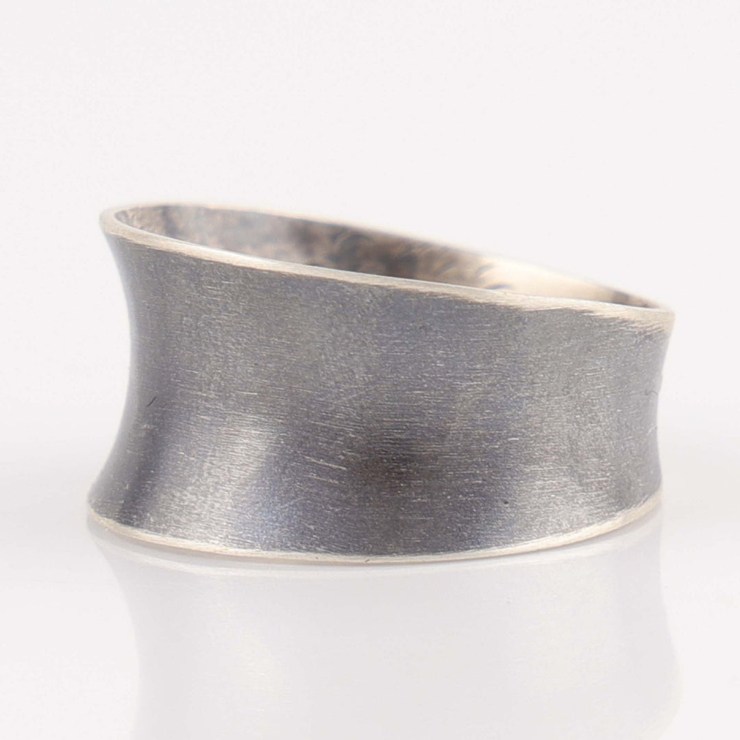 Navajo Saddle Ring