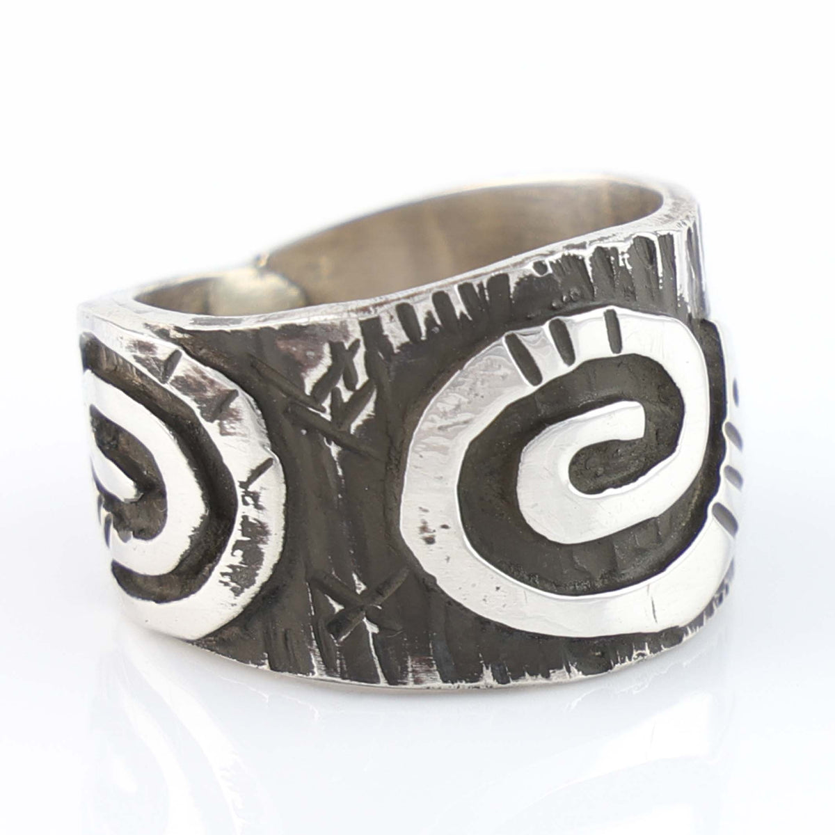 Anillo Remolino de Migración by Kee Yazzie