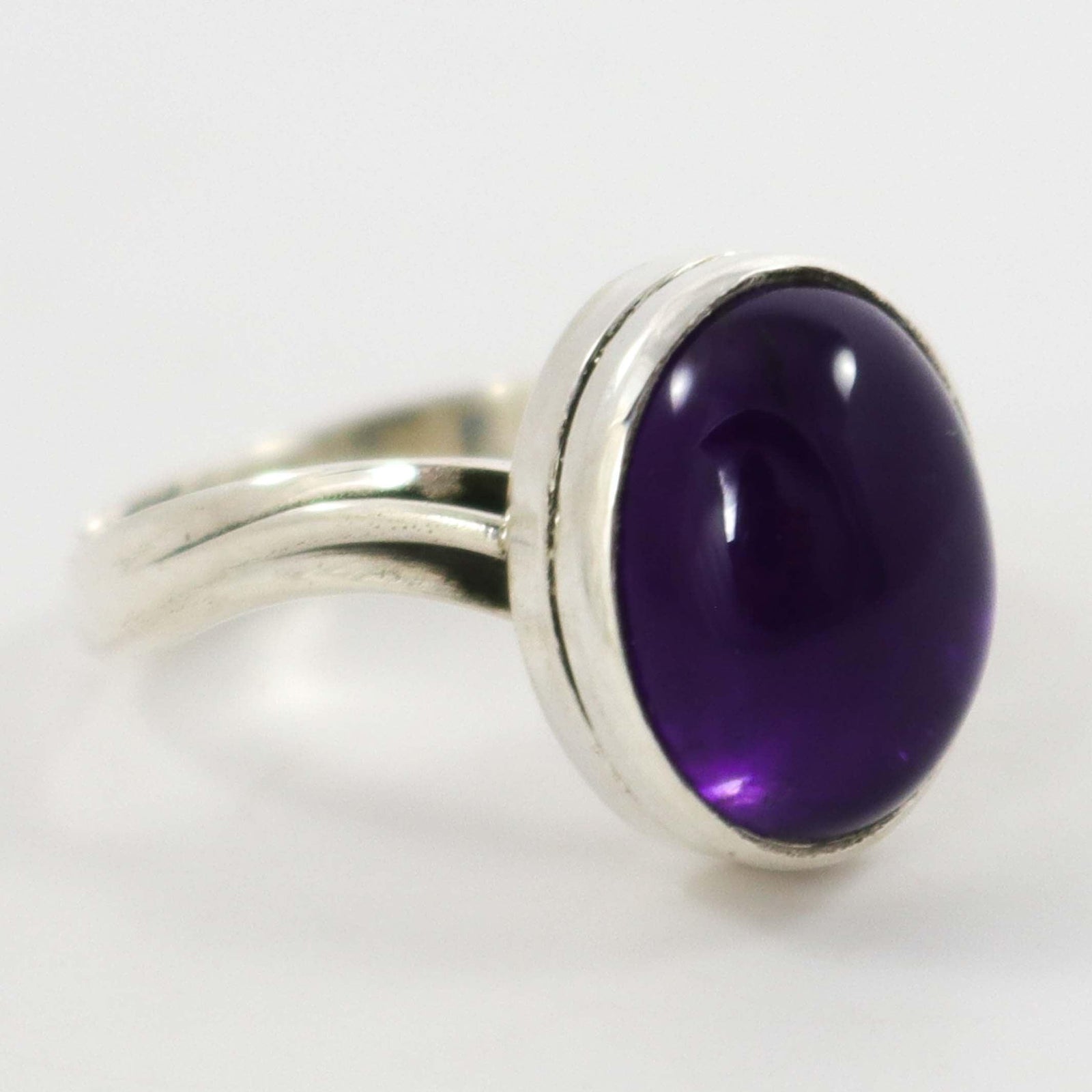 Amethyst Ring by Noah Pfeffer - Garland's