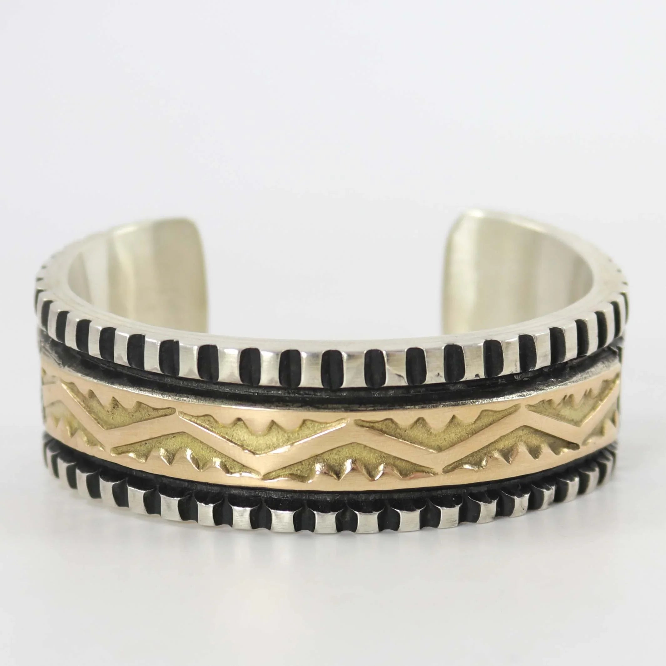 エルビラ・ビルTagged 