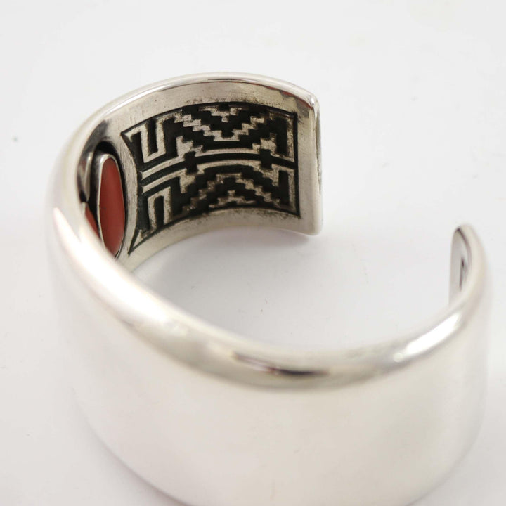 Hidden Coral Cuff by Dan Jackson - Garland's