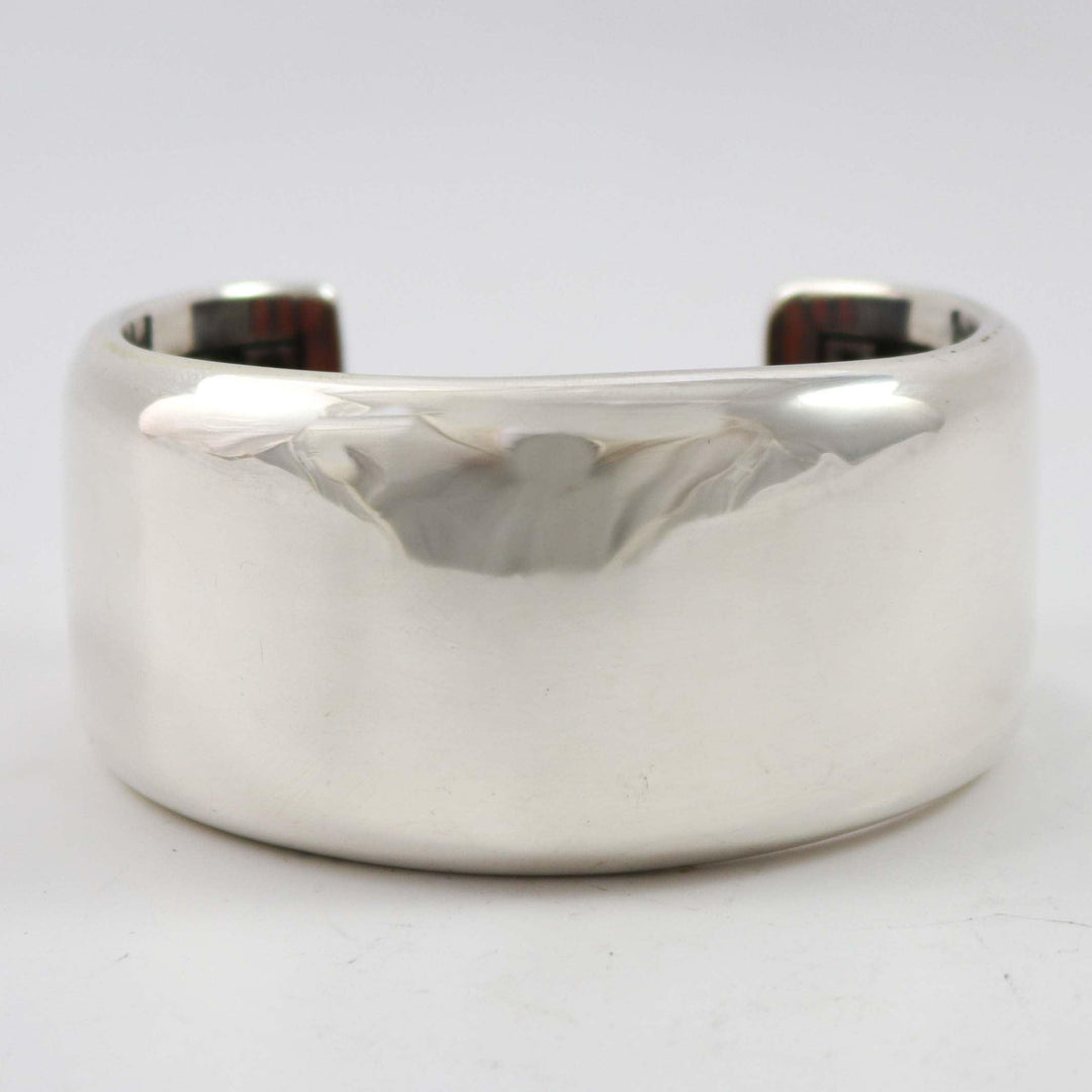 Hidden Coral Cuff by Dan Jackson - Garland's