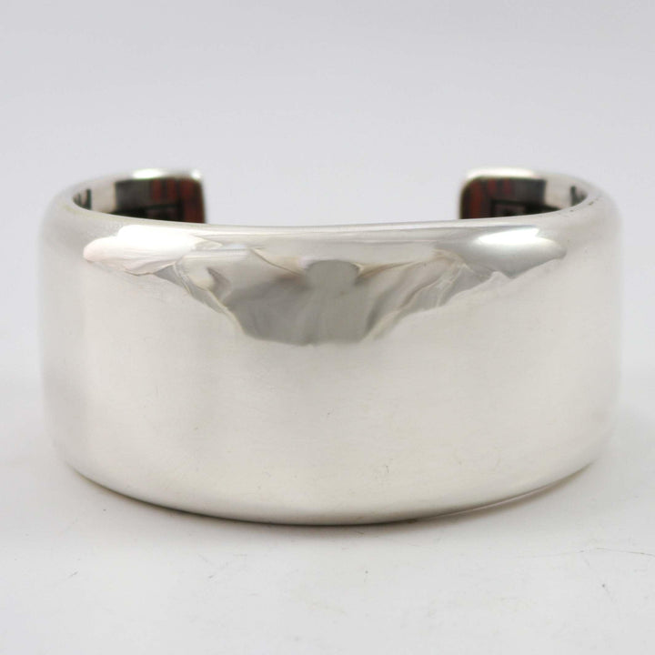 Hidden Coral Cuff by Dan Jackson - Garland's