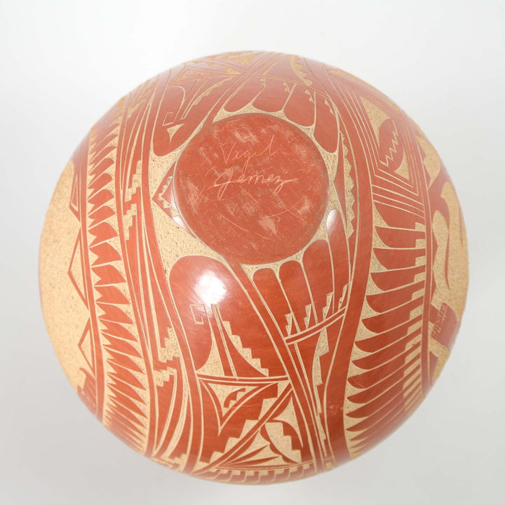 Jemez Sgraffito Pot by Carol Vigil - Garland's