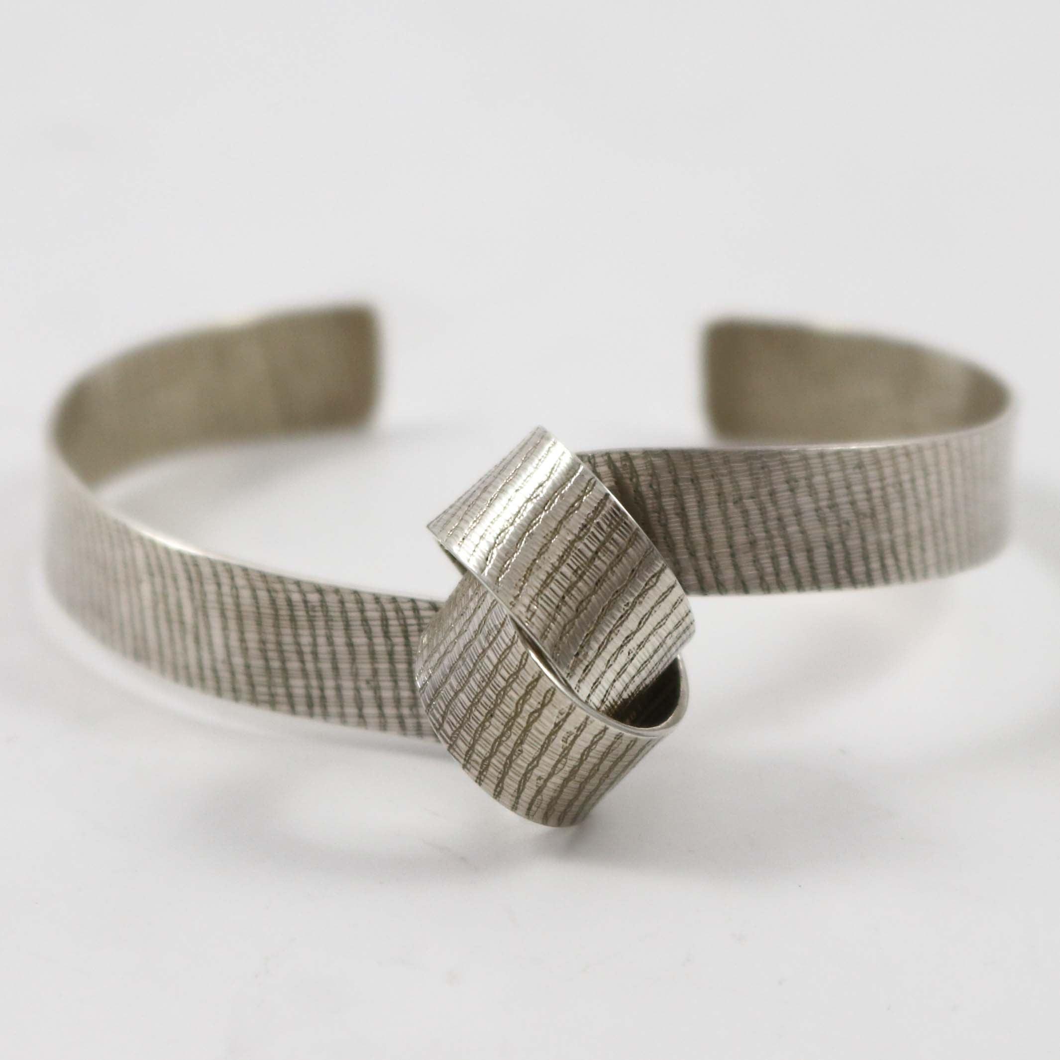 スティーブ・イエローホースTagged 