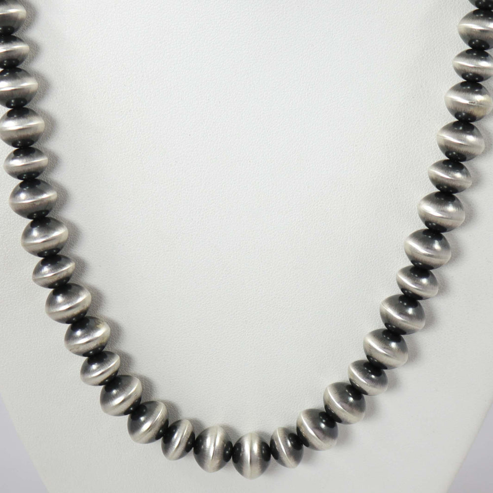 Navajo Pearl Necklace by Alliyah Yazzie - Garland's